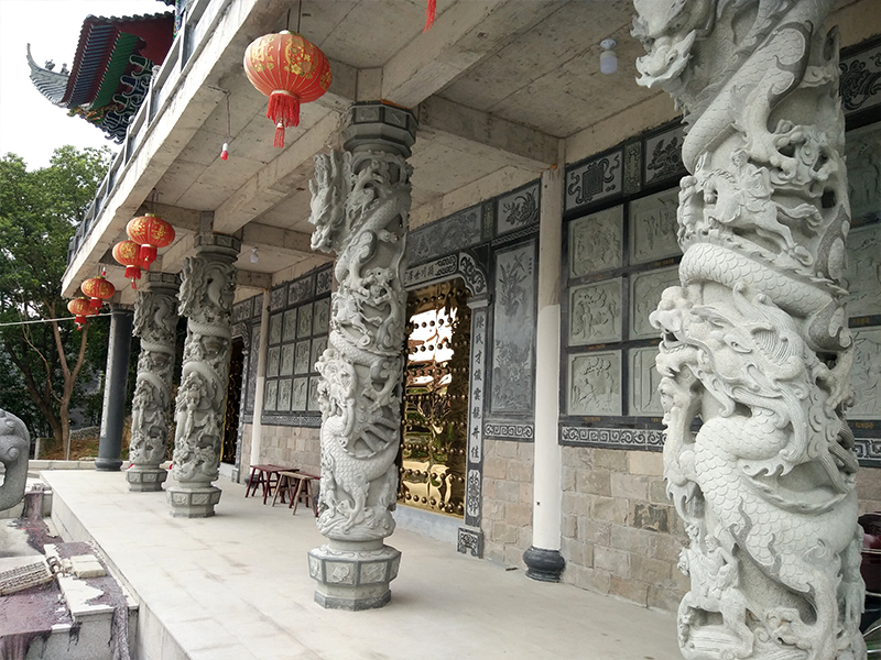 石雕龍柱在運用中的優(yōu)勢